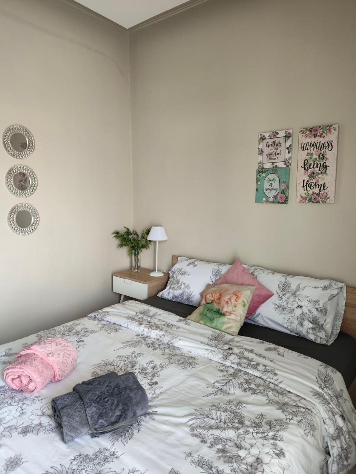 Downtown Comfy Apartment Edessa Exterior photo
